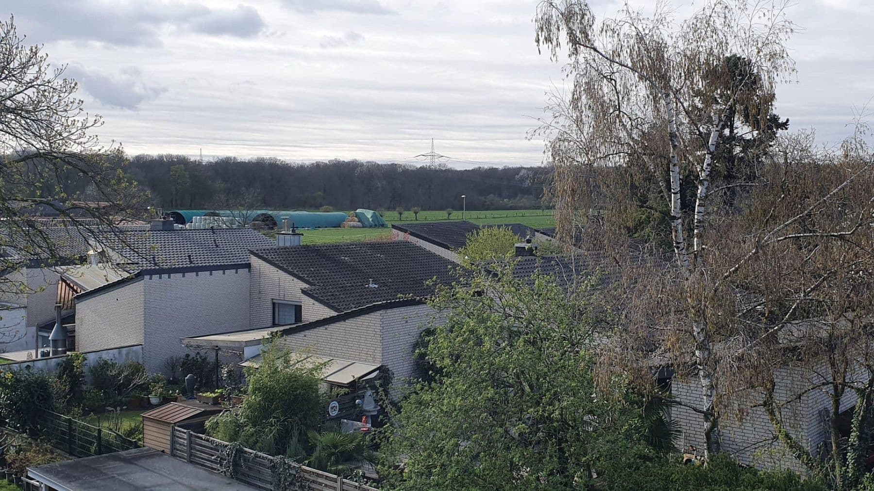 Prodej domu 144 m², pozemek 346 m², Köln Weiler, Severní Porýní-Vestfálsko Prodej domu 144 m², pozemek 346 m², Köln Weiler, Severní Porýní-Vestfálsko