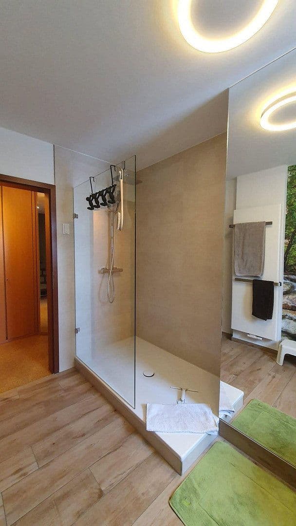 Prodej domu 144 m², pozemek 346 m², Köln Weiler, Severní Porýní-Vestfálsko Prodej domu 144 m², pozemek 346 m², Köln Weiler, Severní Porýní-Vestfálsko