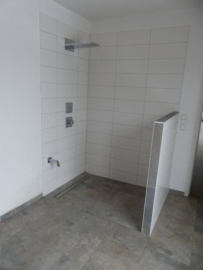 Prodej domu 170 m², pozemek 600 m², Schauenburg, Hessen Prodej domu 170 m², pozemek 600 m², Schauenburg, Hessen