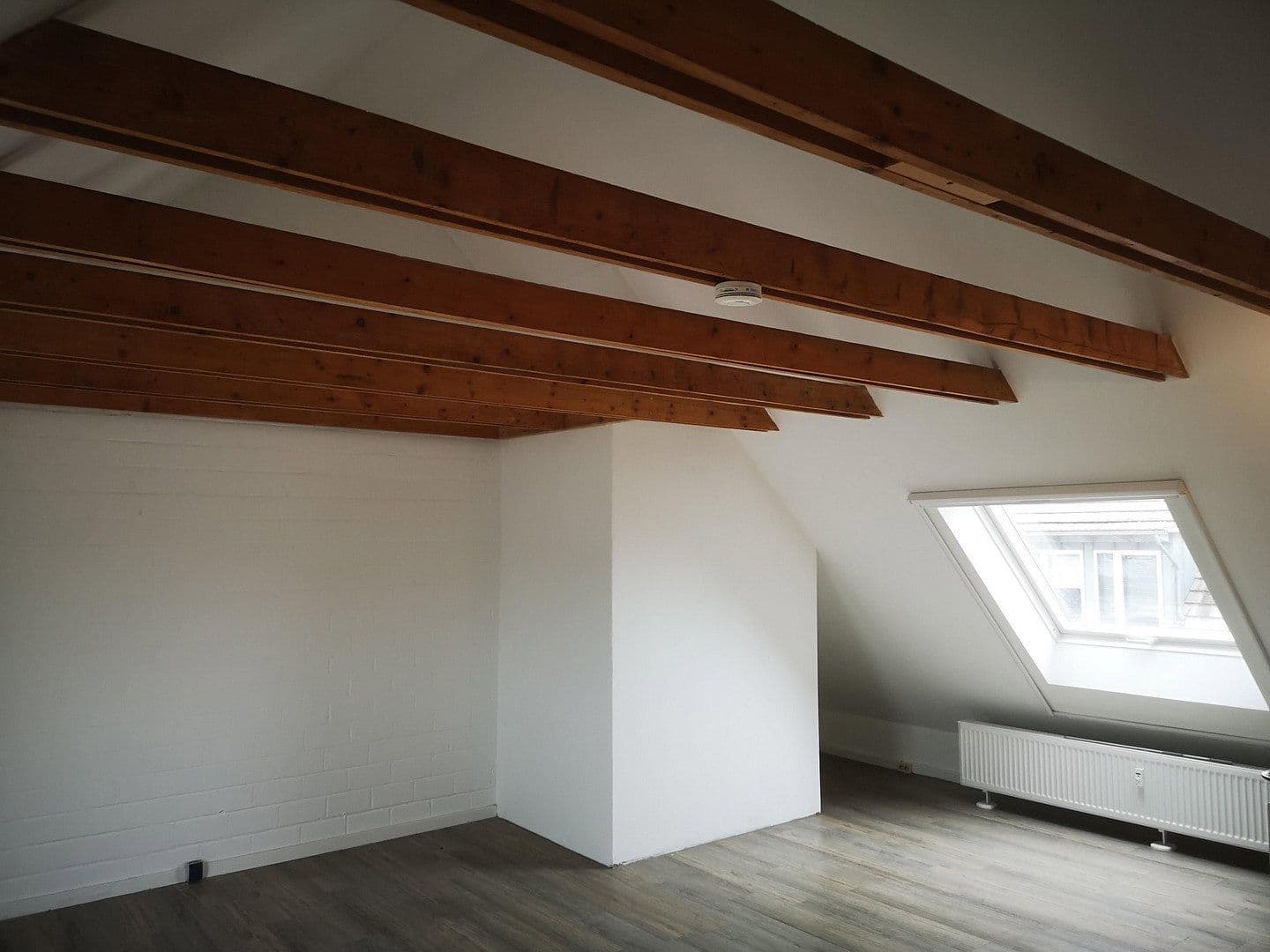 Prodej domu 404 m², pozemek 172 m², Köln, Severní Porýní-Vestfálsko Prodej domu 404 m², pozemek 172 m², Köln, Severní Porýní-Vestfálsko