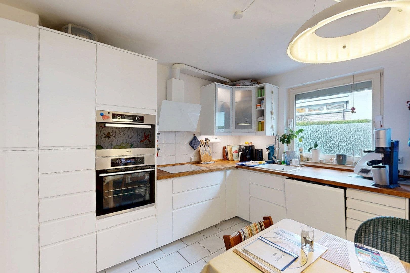 Prodej bytu 4+1 133 m², Stephanstraße 58, Hamburg, Hamburg Prodej bytu 4+1 133 m², Stephanstraße 58, Hamburg, Hamburg