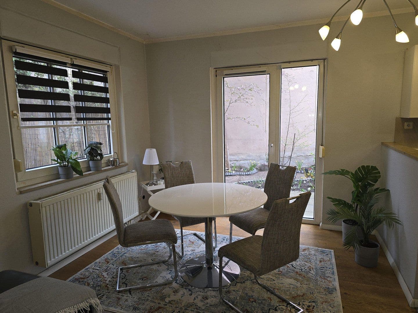 Pronájem bytu 2+1 43 m², Rothenburger Str. 55, Nürnberg, Bavorsko Pronájem bytu 2+1 43 m², Rothenburger Str. 55, Nürnberg, Bavorsko