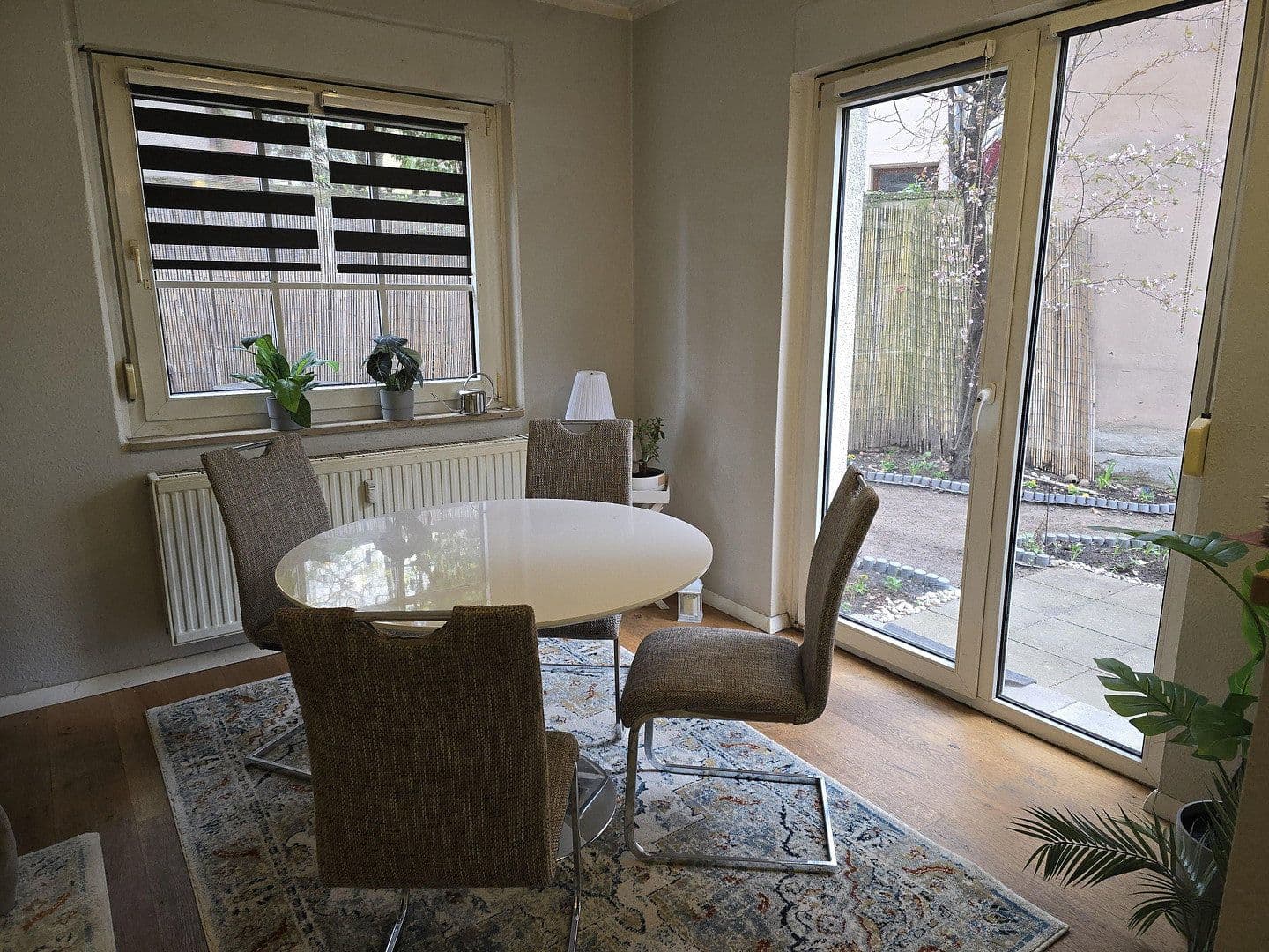 Pronájem bytu 2+1 43 m², Rothenburger Str. 55, Nürnberg, Bavorsko Pronájem bytu 2+1 43 m², Rothenburger Str. 55, Nürnberg, Bavorsko