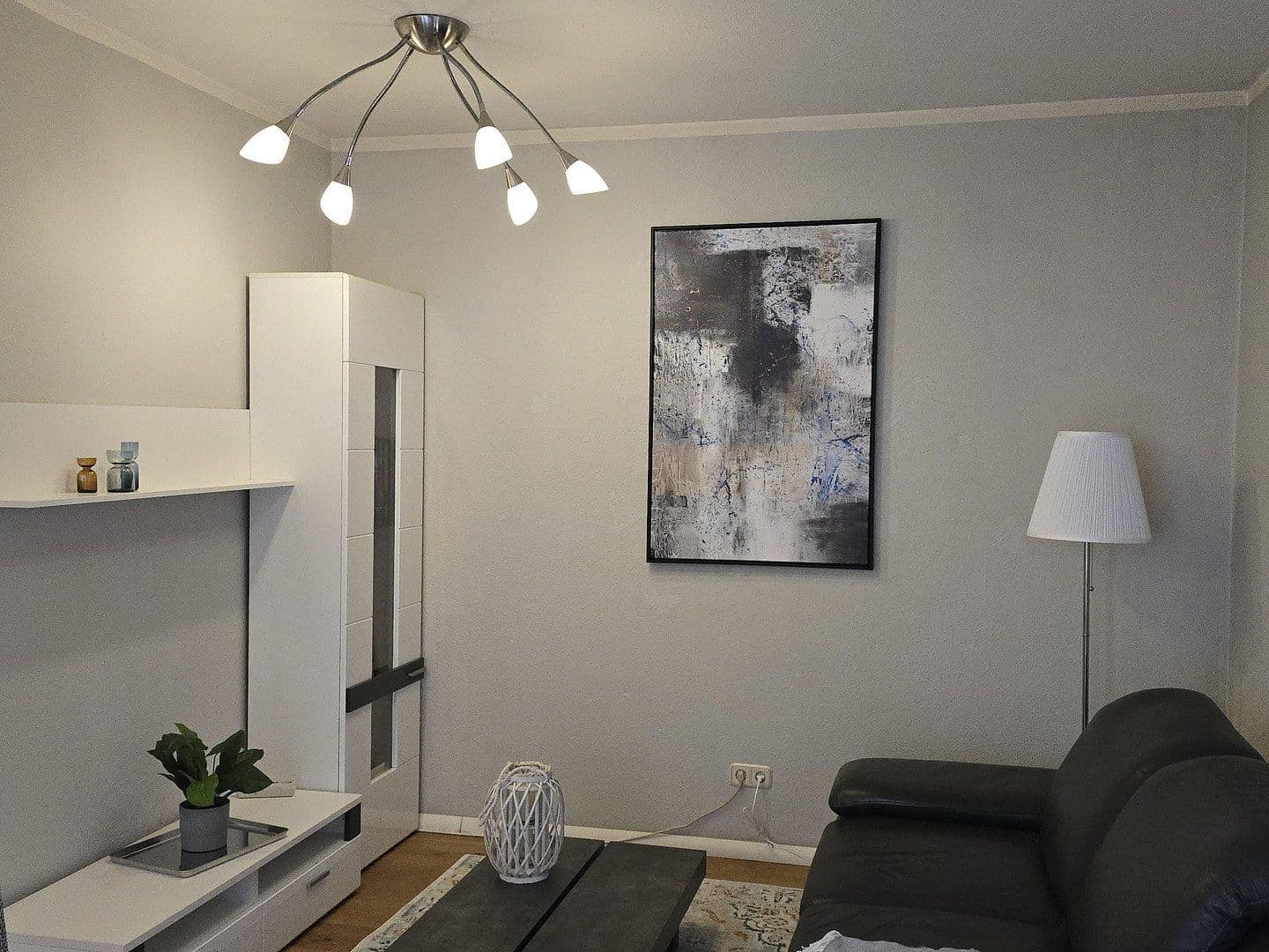 Pronájem bytu 2+1 43 m², Rothenburger Str. 55, Nürnberg, Bavorsko Pronájem bytu 2+1 43 m², Rothenburger Str. 55, Nürnberg, Bavorsko