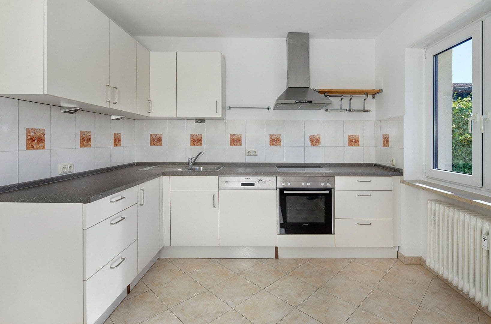 Prodej domu 235 m², pozemek 408 m², Vaterstetten, Bavorsko Prodej domu 235 m², pozemek 408 m², Vaterstetten, Bavorsko