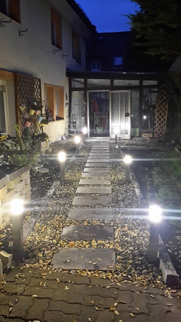 Prodej domu 288 m², pozemek 880 m², Immighäuser Str.7, Vöhl, Hessen Prodej domu 288 m², pozemek 880 m², Immighäuser Str.7, Vöhl, Hessen