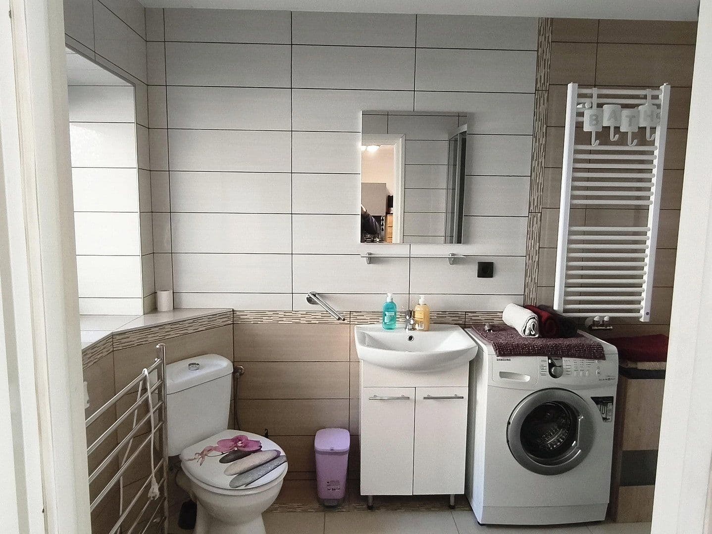 Prodej domu 288 m², pozemek 880 m², Immighäuser Str.7, Vöhl, Hessen Prodej domu 288 m², pozemek 880 m², Immighäuser Str.7, Vöhl, Hessen