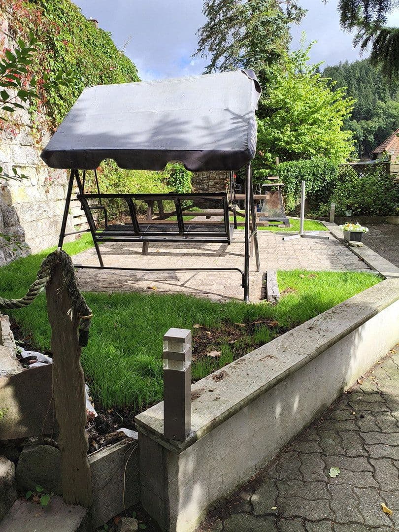 Prodej domu 288 m², pozemek 880 m², Immighäuser Str.7, Vöhl, Hessen Prodej domu 288 m², pozemek 880 m², Immighäuser Str.7, Vöhl, Hessen