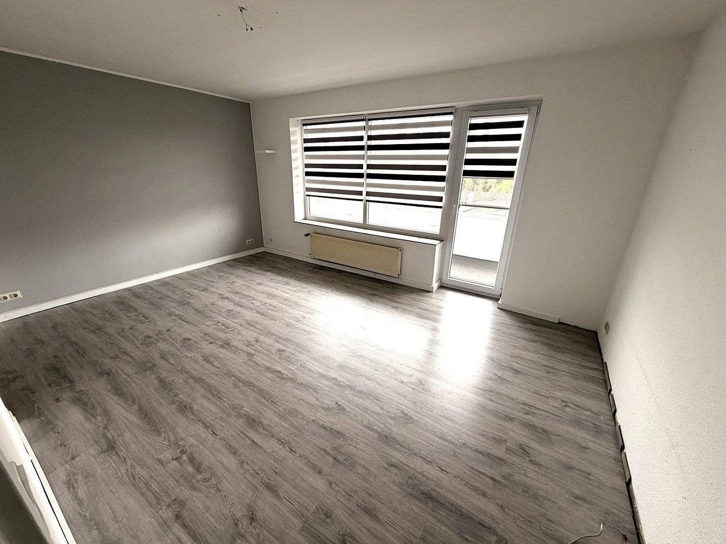 Prodej domu 848 m², pozemek 1.353 m², Düren, Severní Porýní-Vestfálsko Prodej domu 848 m², pozemek 1.353 m², Düren, Severní Porýní-Vestfálsko