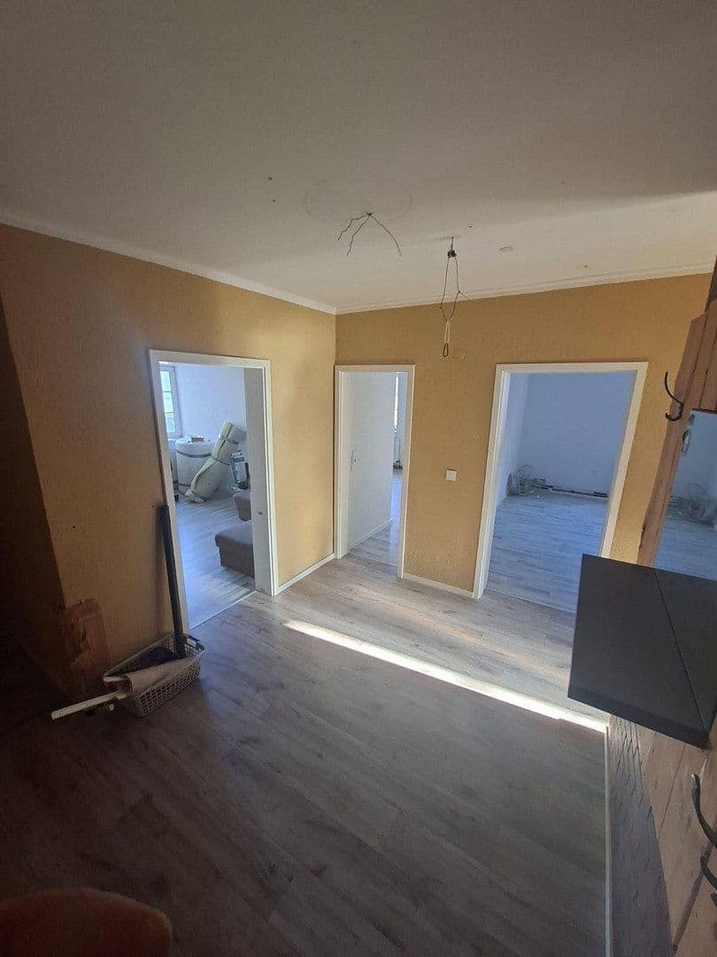 Prodej domu 617 m², pozemek 770 m², Rathausplatz 11, Kirchhaslach, Bavorsko Prodej domu 617 m², pozemek 770 m², Rathausplatz 11, Kirchhaslach, Bavorsko