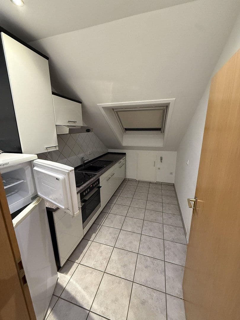 Pronájem bytu 2+1 58 m², Brunhildenweg 20, Gelsenkirchen, Severní Porýní-Vestfálsko Pronájem bytu 2+1 58 m², Brunhildenweg 20, Gelsenkirchen, Severní Porýní-Vestfálsko