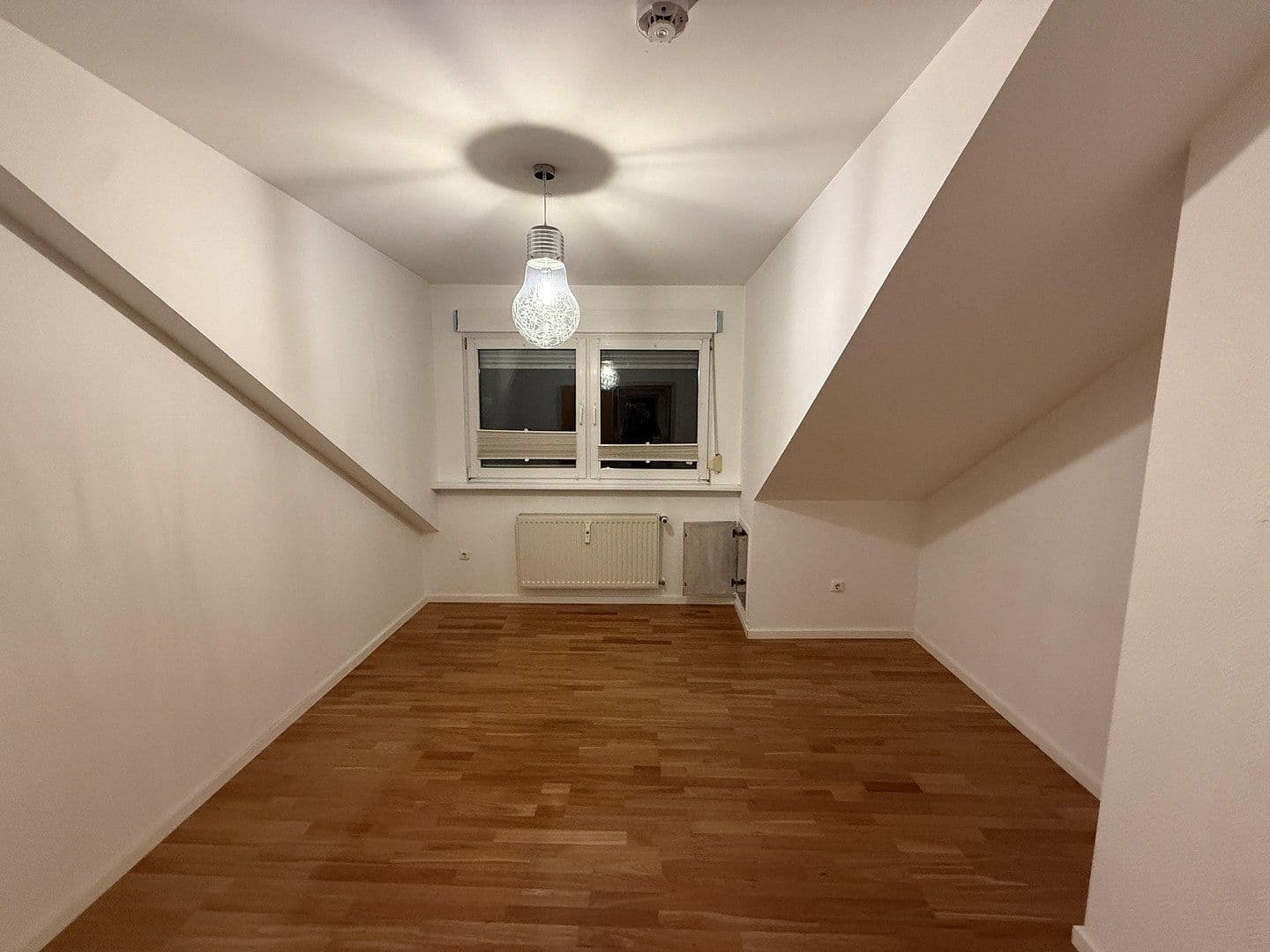 Pronájem bytu 2+1 58 m², Brunhildenweg 20, Gelsenkirchen, Severní Porýní-Vestfálsko Pronájem bytu 2+1 58 m², Brunhildenweg 20, Gelsenkirchen, Severní Porýní-Vestfálsko