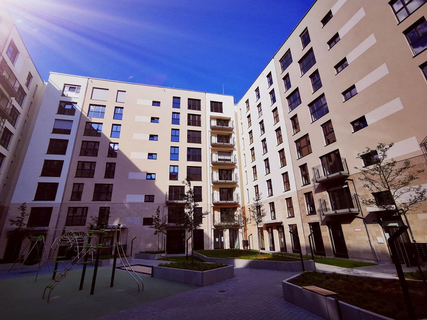 Pronájem bytu 2+1 55 m², Frankfurt am Main, Hessen Pronájem bytu 2+1 55 m², Frankfurt am Main, Hessen