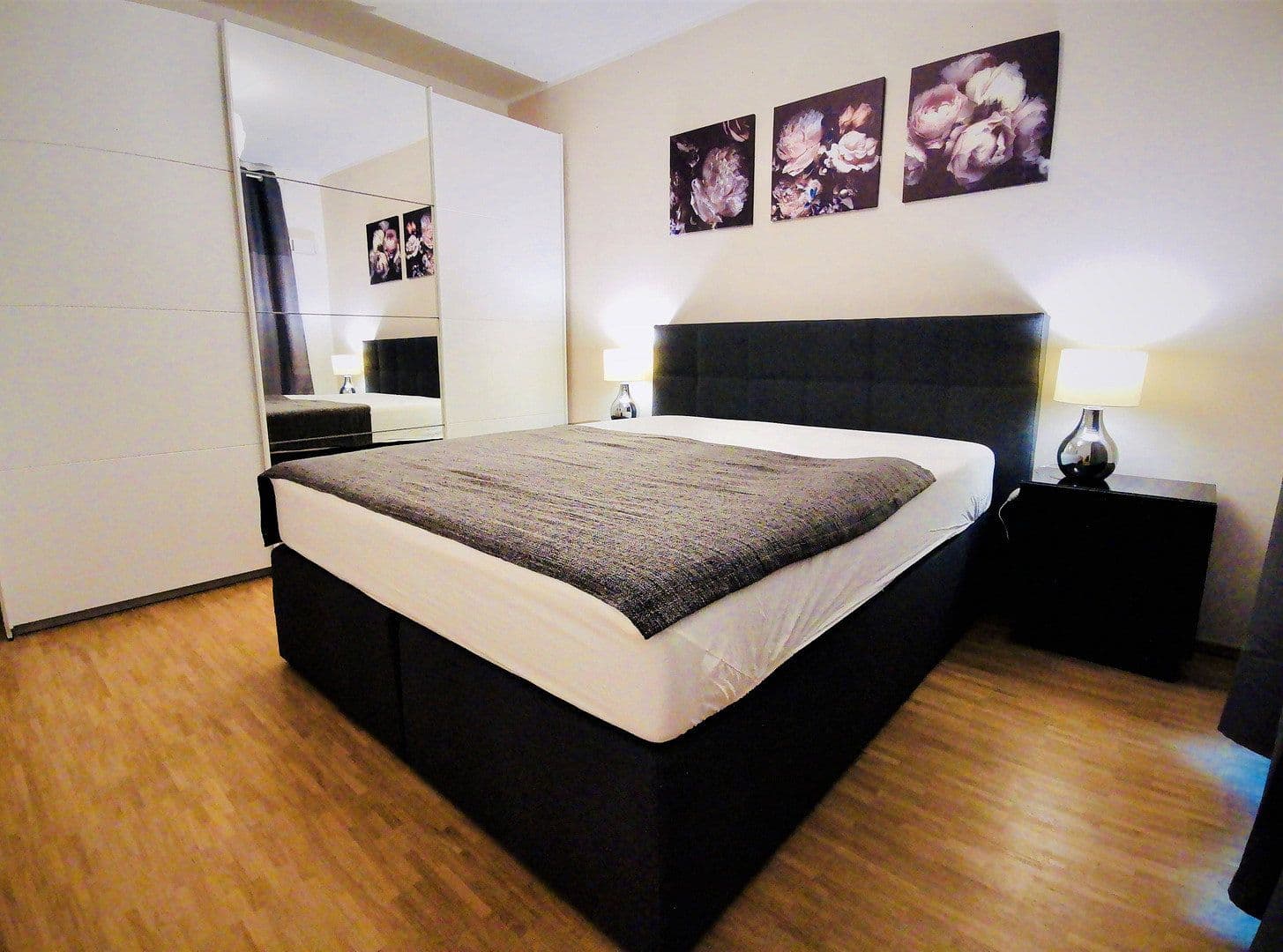 Pronájem bytu 2+1 55 m², Frankfurt am Main, Hessen Pronájem bytu 2+1 55 m², Frankfurt am Main, Hessen