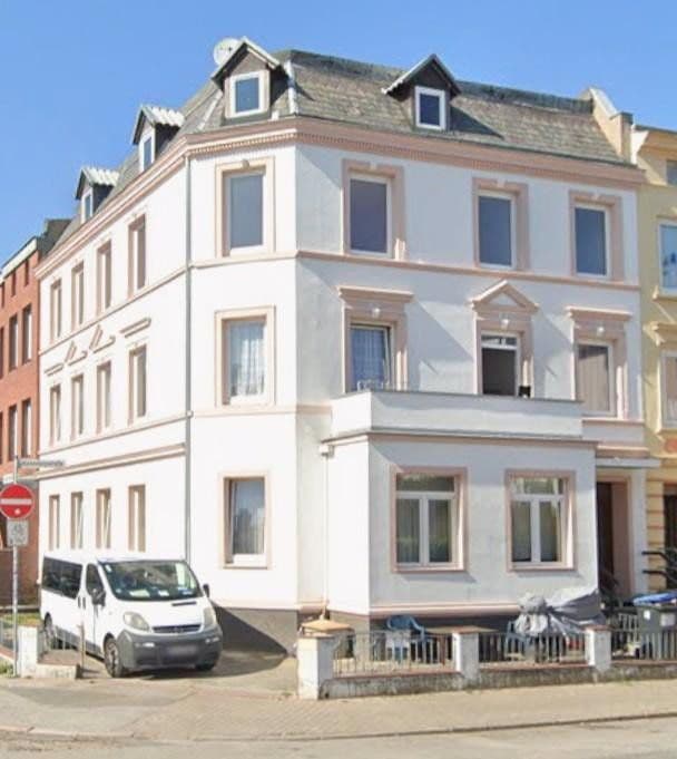 Prodej domu 252 m², pozemek 252 m², Warendorpstraße 25, Lübeck, Šlesvicko-Holštýnsko Prodej domu 252 m², pozemek 252 m², Warendorpstraße 25, Lübeck, Šlesvicko-Holštýnsko