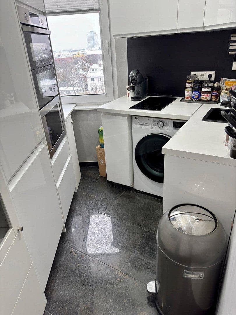 Prodej bytu 2+1 50 m², Hubertusallee 6, Berlin, Berlín Prodej bytu 2+1 50 m², Hubertusallee 6, Berlin, Berlín