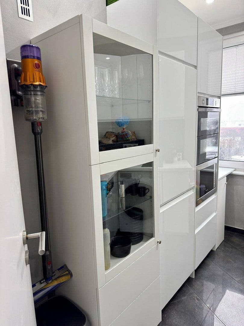 Prodej bytu 2+1 50 m², Hubertusallee 6, Berlin, Berlín Prodej bytu 2+1 50 m², Hubertusallee 6, Berlin, Berlín