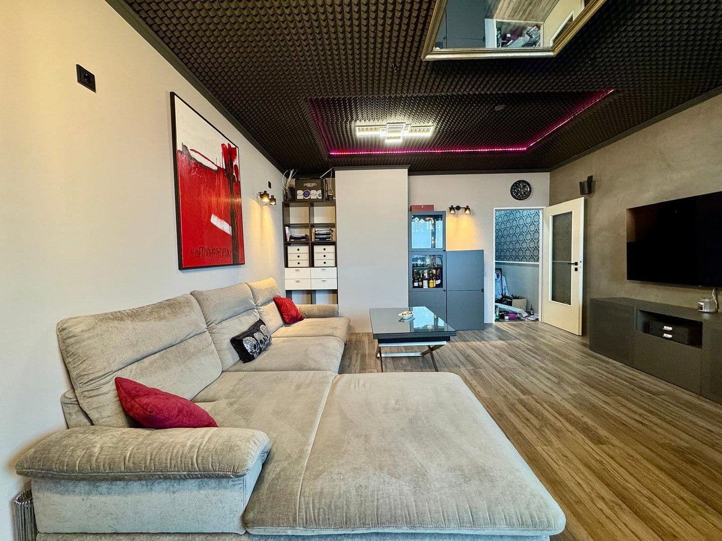 Prodej bytu 2+1 50 m², Hubertusallee 6, Berlin, Berlín Prodej bytu 2+1 50 m², Hubertusallee 6, Berlin, Berlín