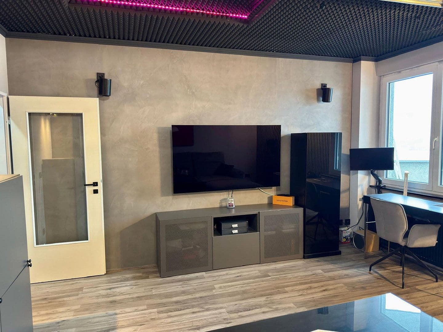 Prodej bytu 2+1 50 m², Hubertusallee 6, Berlin, Berlín Prodej bytu 2+1 50 m², Hubertusallee 6, Berlin, Berlín