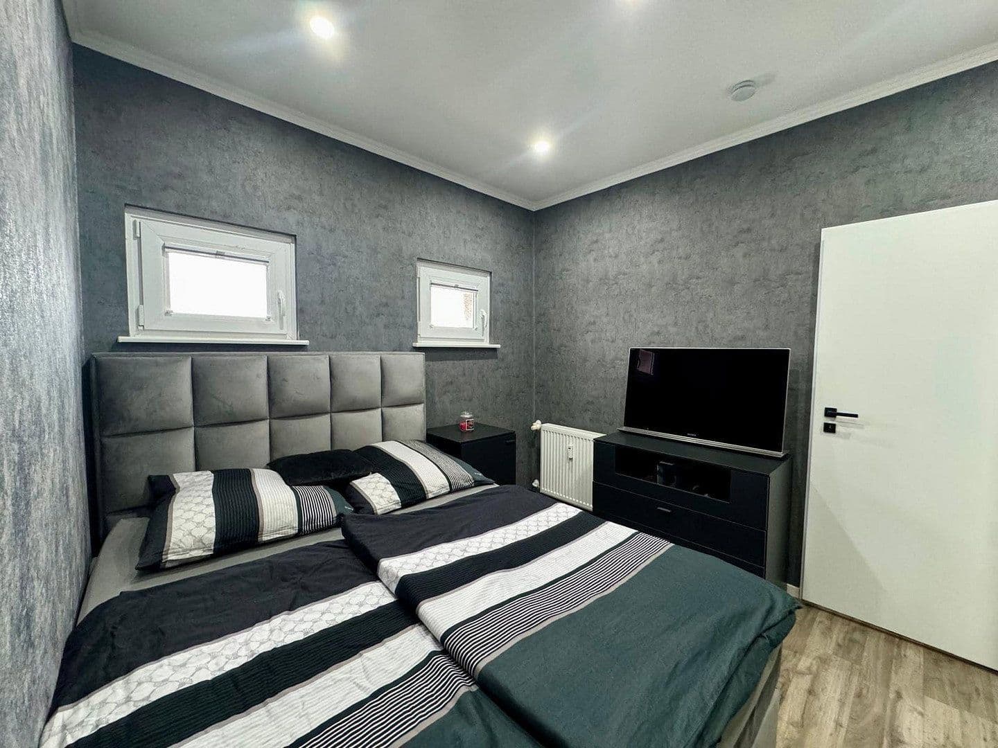 Prodej bytu 2+1 50 m², Hubertusallee 6, Berlin, Berlín Prodej bytu 2+1 50 m², Hubertusallee 6, Berlin, Berlín