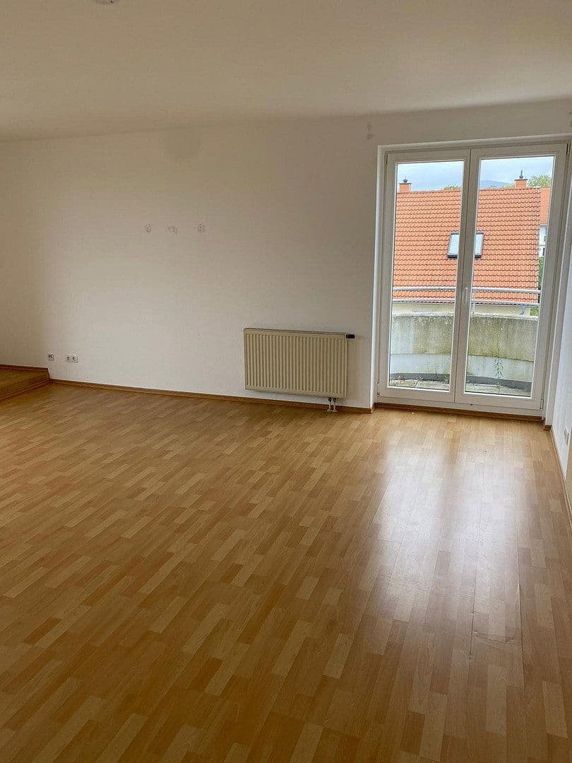 Pronájem bytu 3+1 82 m², Im Kohlruss 7, Liederbach am Taunus, Hessen Pronájem bytu 3+1 82 m², Im Kohlruss 7, Liederbach am Taunus, Hessen
