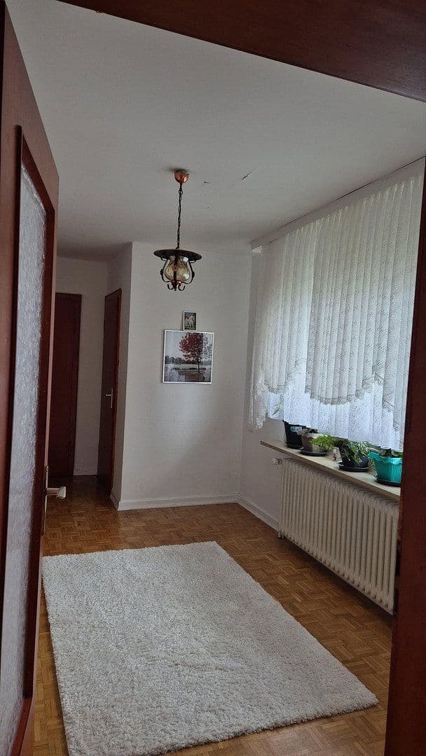 Pronájem domu 190 m², pozemek 1.200 m², Itzehoe, Šlesvicko-Holštýnsko Pronájem domu 190 m², pozemek 1.200 m², Itzehoe, Šlesvicko-Holštýnsko