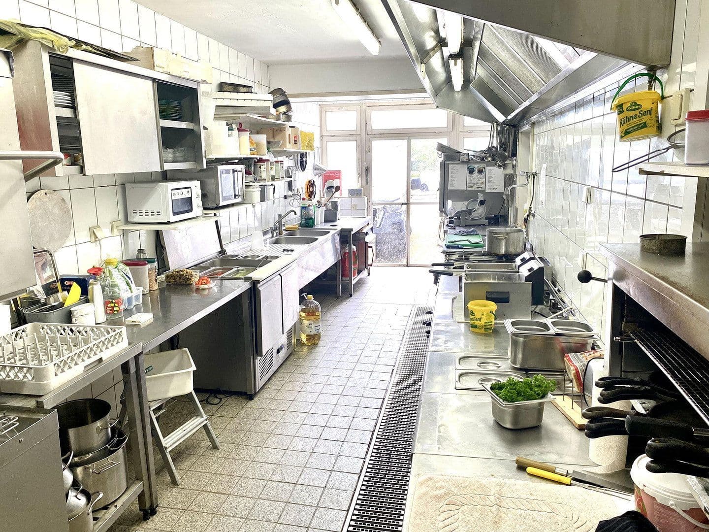 Prodej nebytového prostoru 1.445 m², Bad Soden-Salmünster, Hessen Prodej nebytového prostoru 1.445 m², Bad Soden-Salmünster, Hessen