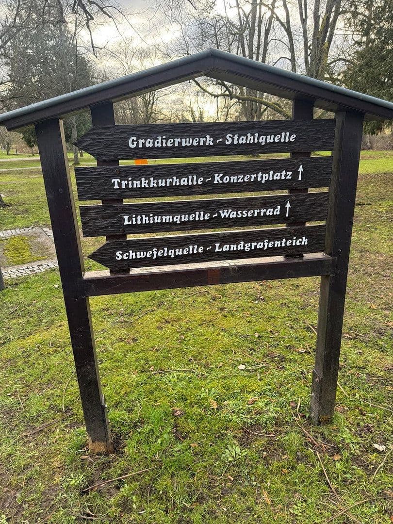 Prodej domu 7.645 m², pozemek 10.000 m², Nidda, Hessen Prodej domu 7.645 m², pozemek 10.000 m², Nidda, Hessen