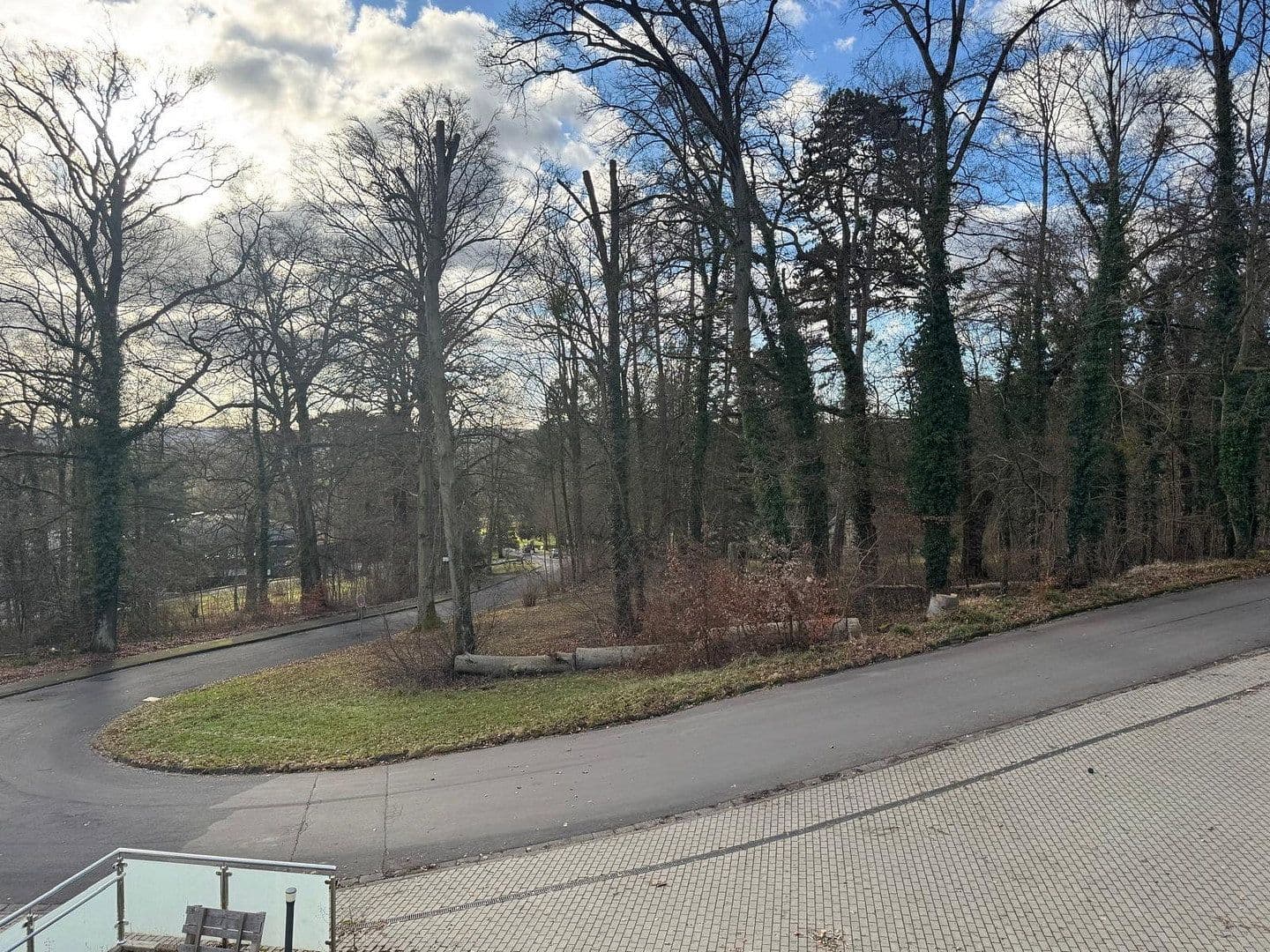 Prodej domu 7.645 m², pozemek 10.000 m², Nidda, Hessen Prodej domu 7.645 m², pozemek 10.000 m², Nidda, Hessen