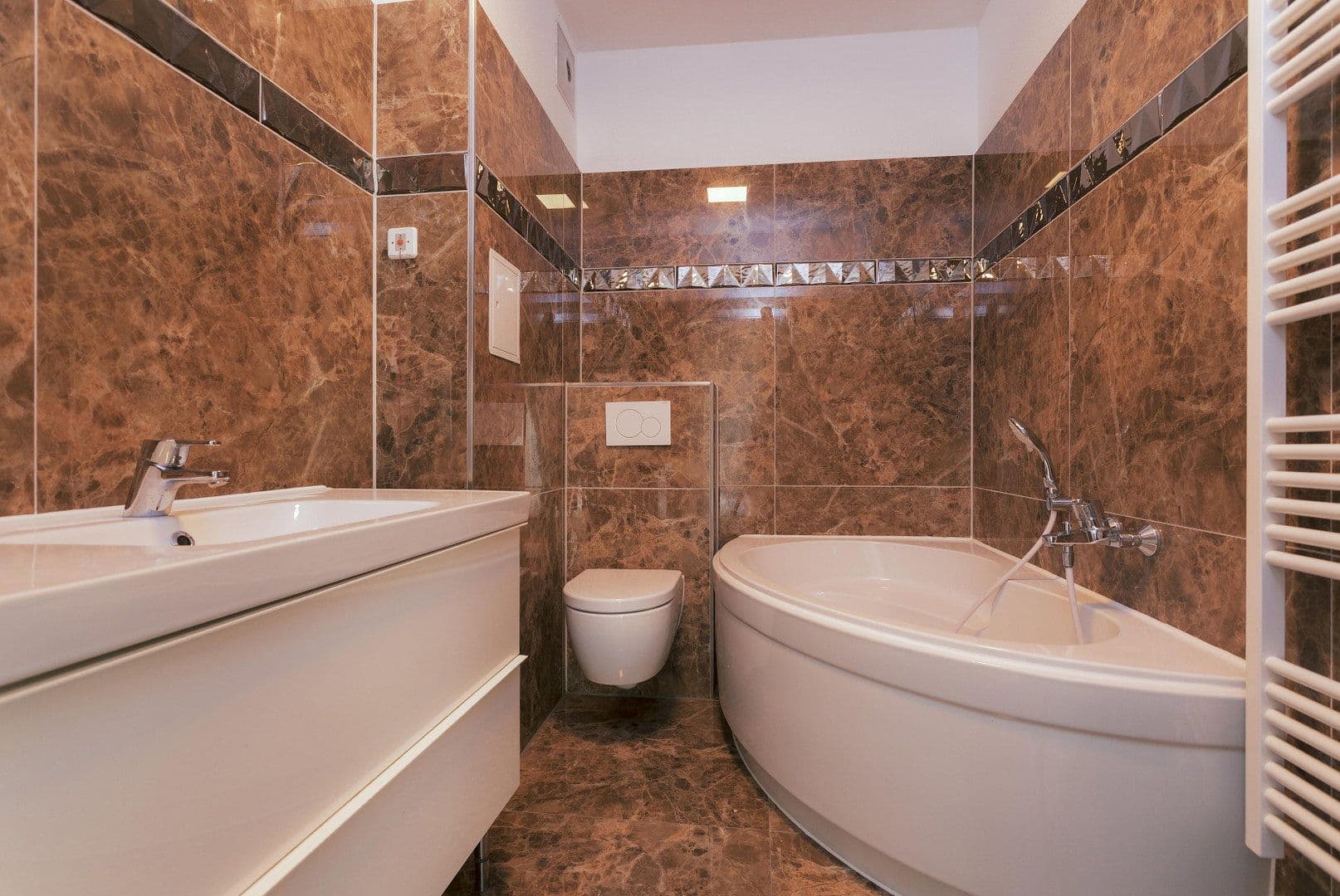 Pronájem bytu 3+1 85 m², Schwedter Str. 18, Angermünde, Braniborsko Pronájem bytu 3+1 85 m², Schwedter Str. 18, Angermünde, Braniborsko