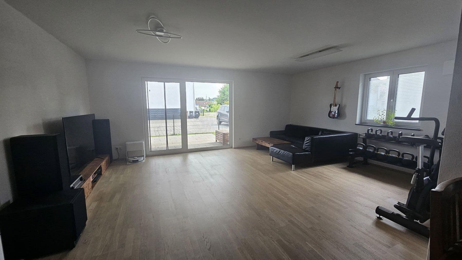 Pronájem bytu 3+1 89 m², Hauptstr. 39a, Unterdietfurt, Bavorsko Pronájem bytu 3+1 89 m², Hauptstr. 39a, Unterdietfurt, Bavorsko