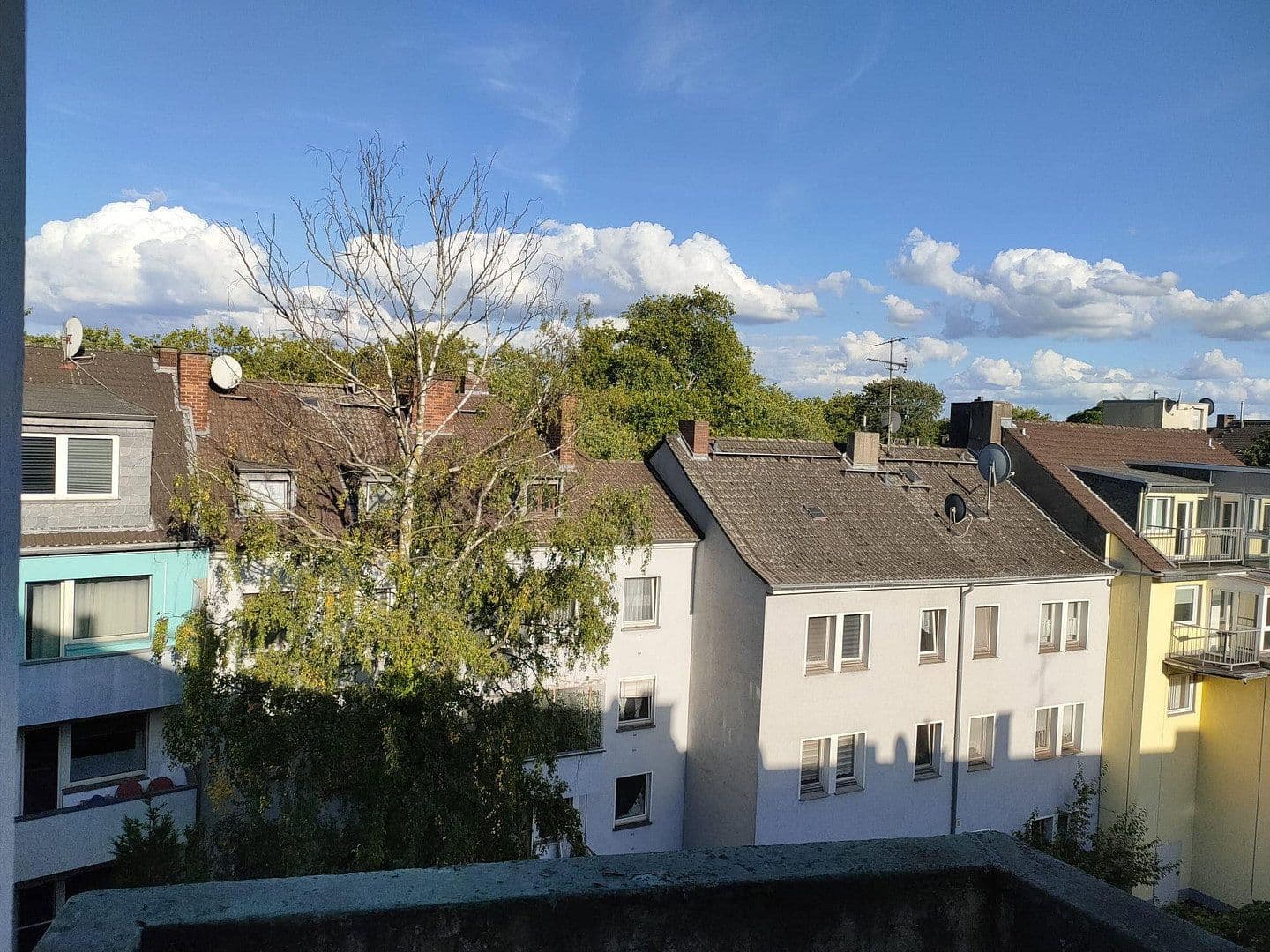 Pronájem bytu 3+1 62 m², Wanheimer Str. 13, Duisburg, Severní Porýní-Vestfálsko Pronájem bytu 3+1 62 m², Wanheimer Str. 13, Duisburg, Severní Porýní-Vestfálsko