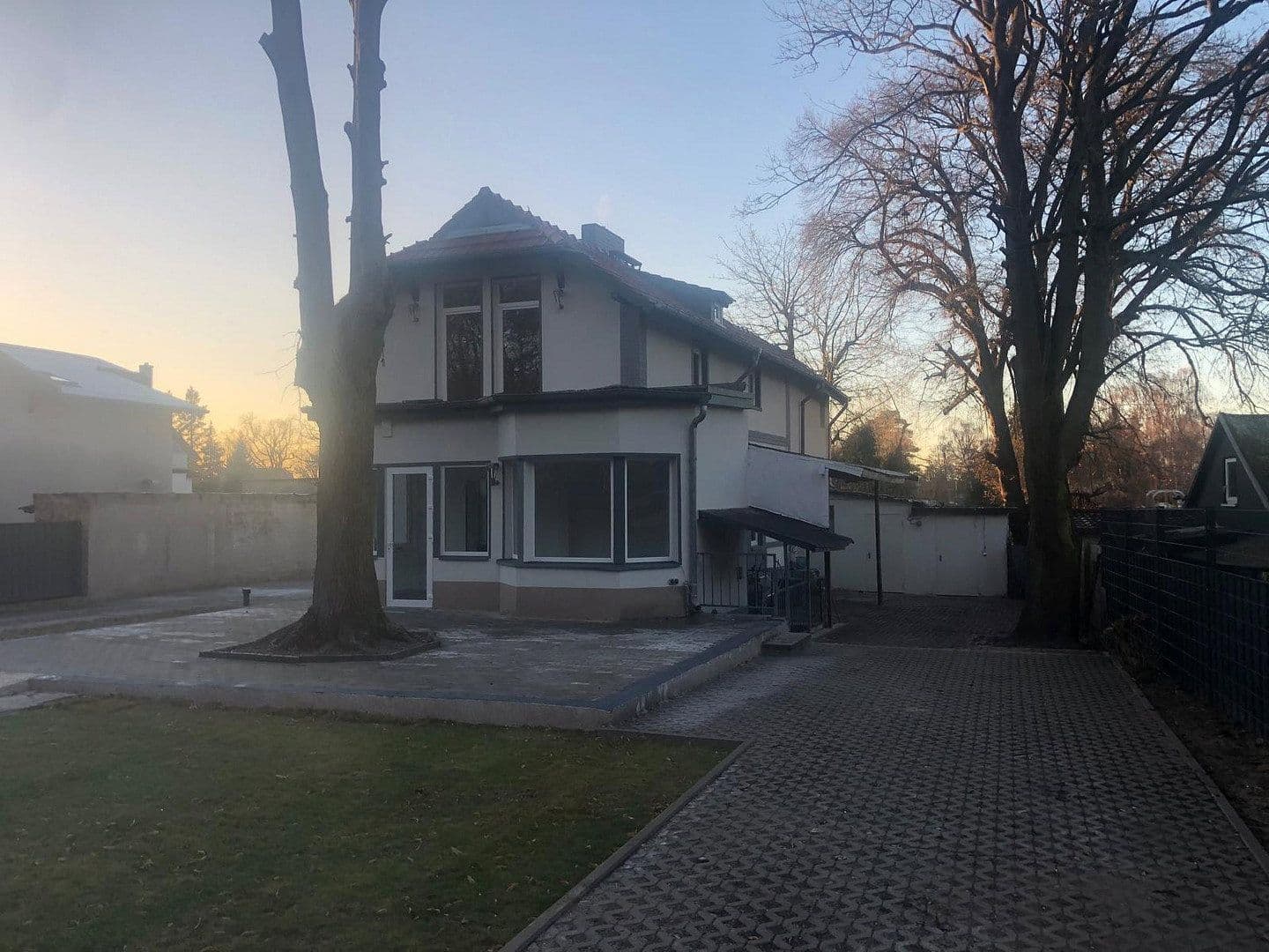 Pronájem domu 184 m², pozemek 1.300 m², Berlin, Berlín Pronájem domu 184 m², pozemek 1.300 m², Berlin, Berlín