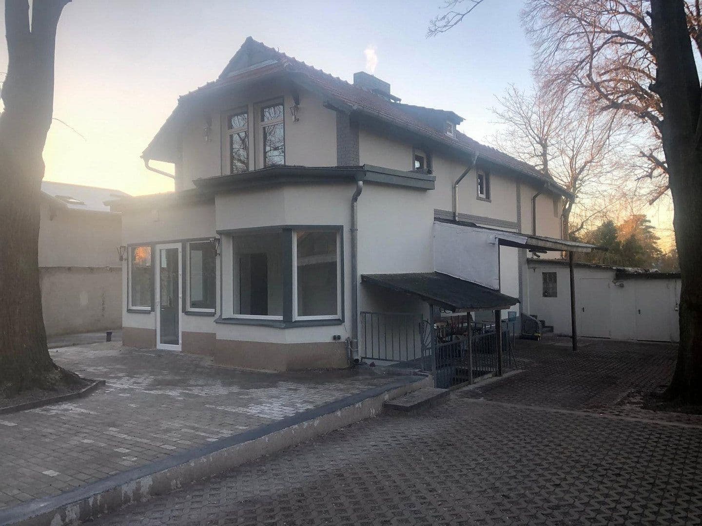 Pronájem domu 184 m², pozemek 1.300 m², Berlin, Berlín Pronájem domu 184 m², pozemek 1.300 m², Berlin, Berlín