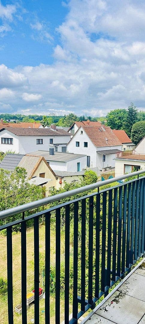 Pronájem bytu 3+1 110 m², Gwinnerstraße 35, Frankfurt am Main, Hessen Pronájem bytu 3+1 110 m², Gwinnerstraße 35, Frankfurt am Main, Hessen