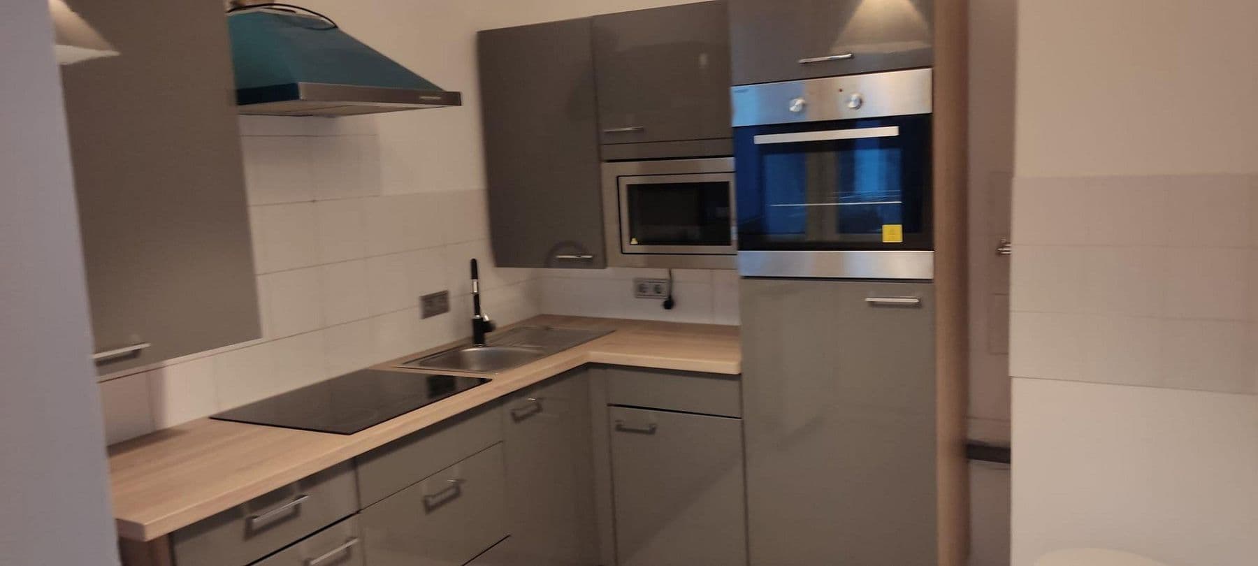 Prodej bytu 2+1 82 m², Berlin Wannsee, Berlín Prodej bytu 2+1 82 m², Berlin Wannsee, Berlín