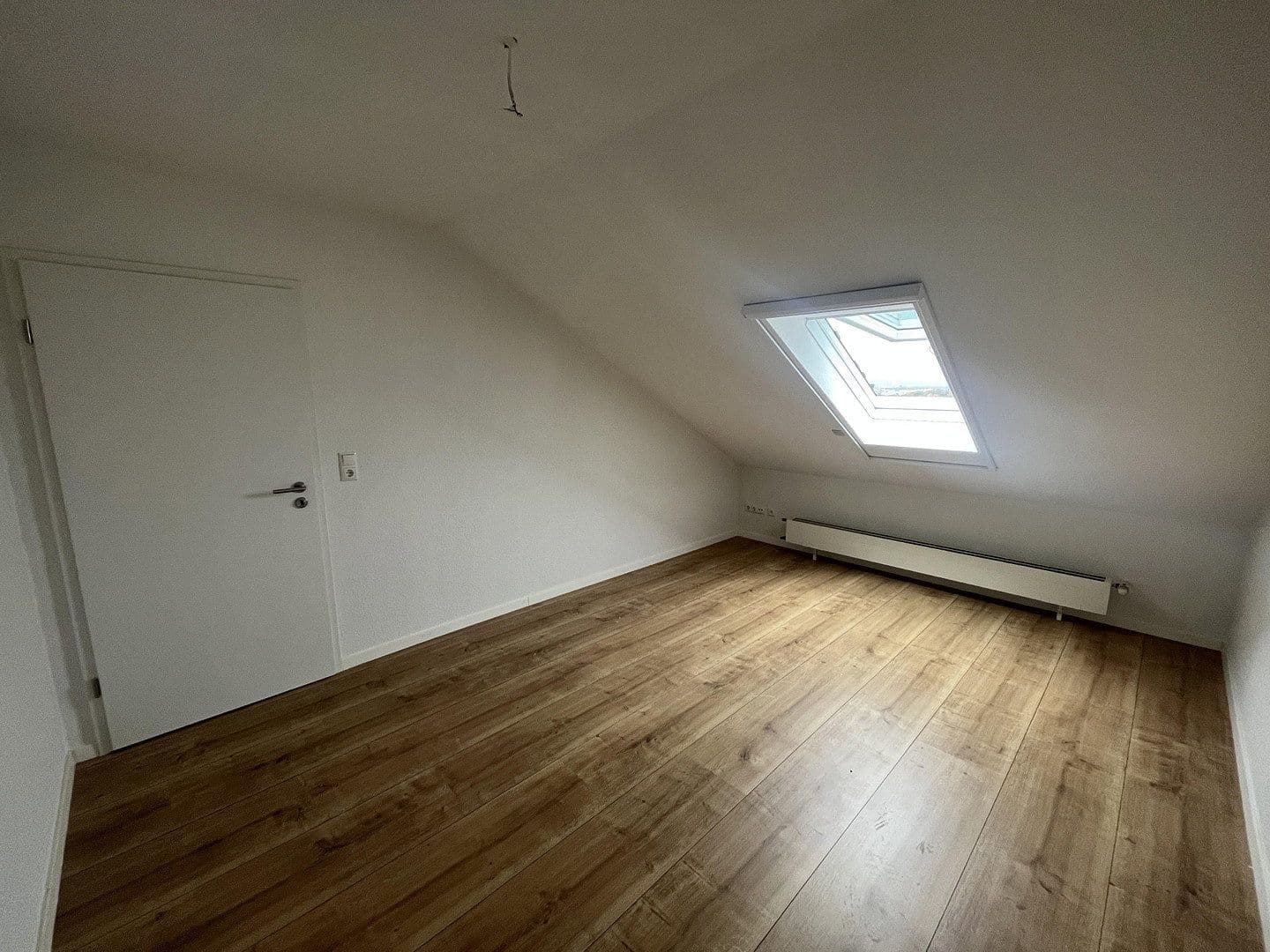 Pronájem bytu 4+1 91 m², Westerwaldstraße 5, Limburg an der Lahn, Hessen Pronájem bytu 4+1 91 m², Westerwaldstraße 5, Limburg an der Lahn, Hessen