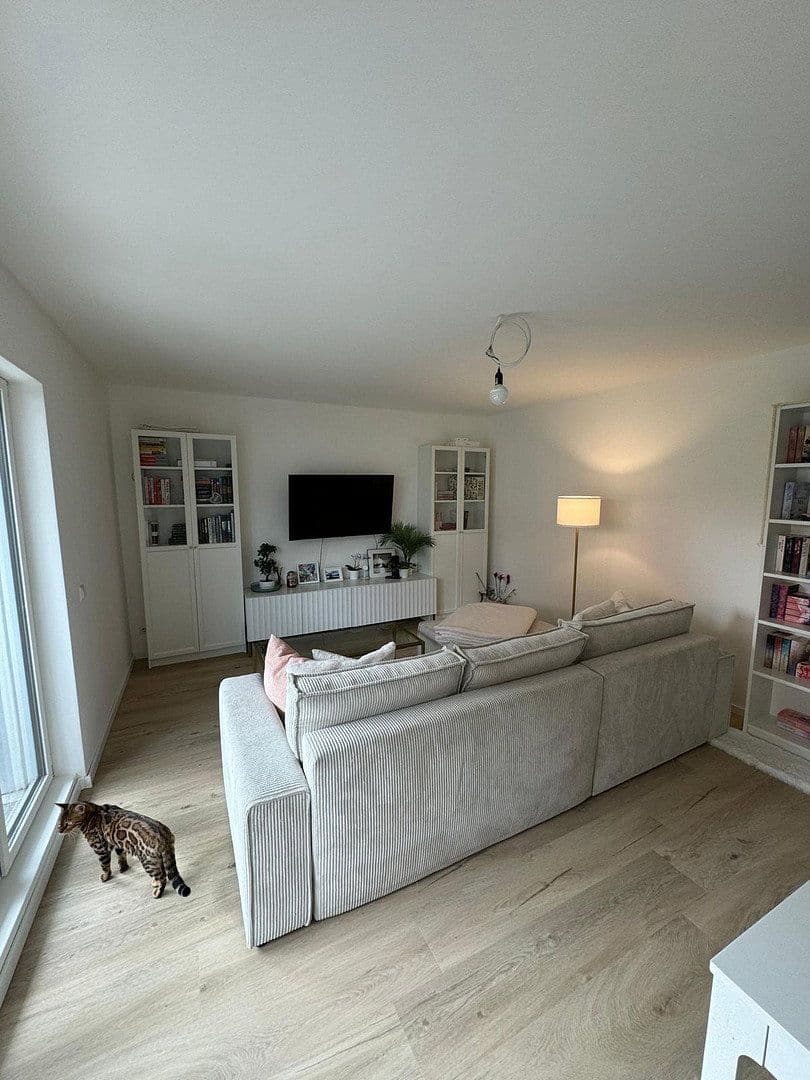 Pronájem bytu 3+1 60 m², Kernen im Remstal, Bádensko-Württembersko Pronájem bytu 3+1 60 m², Kernen im Remstal, Bádensko-Württembersko