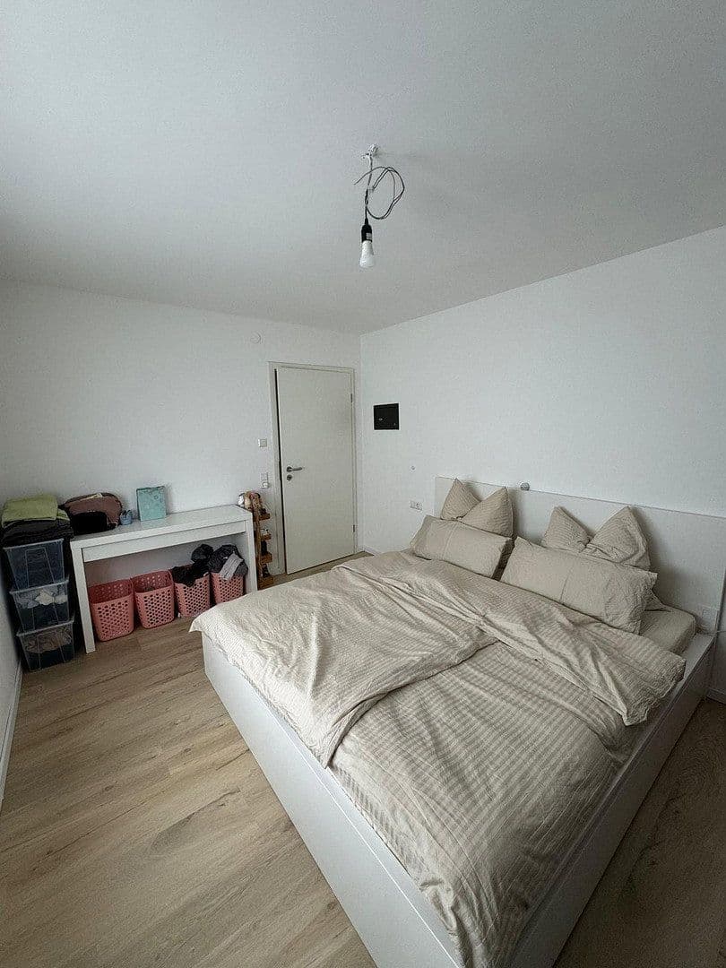 Pronájem bytu 3+1 60 m², Kernen im Remstal, Bádensko-Württembersko Pronájem bytu 3+1 60 m², Kernen im Remstal, Bádensko-Württembersko