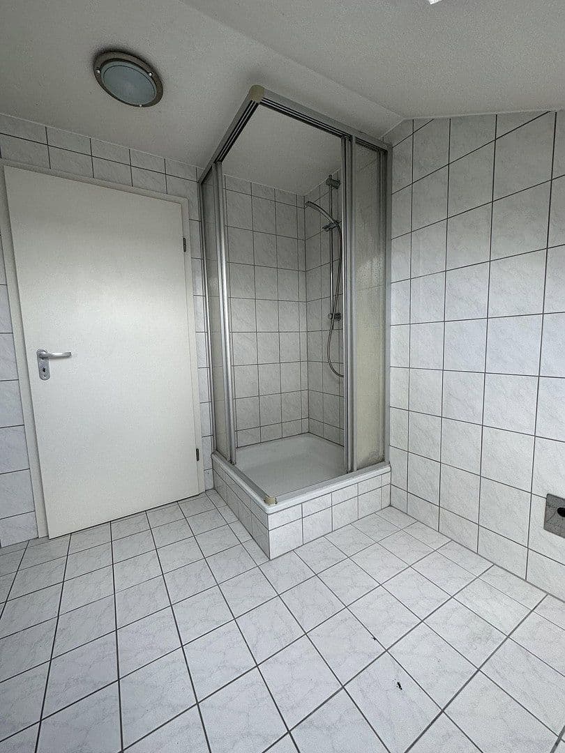 Pronájem bytu 1+1 37 m², Augartenstraße 27, Mannheim, Bádensko-Württembersko Pronájem bytu 1+1 37 m², Augartenstraße 27, Mannheim, Bádensko-Württembersko