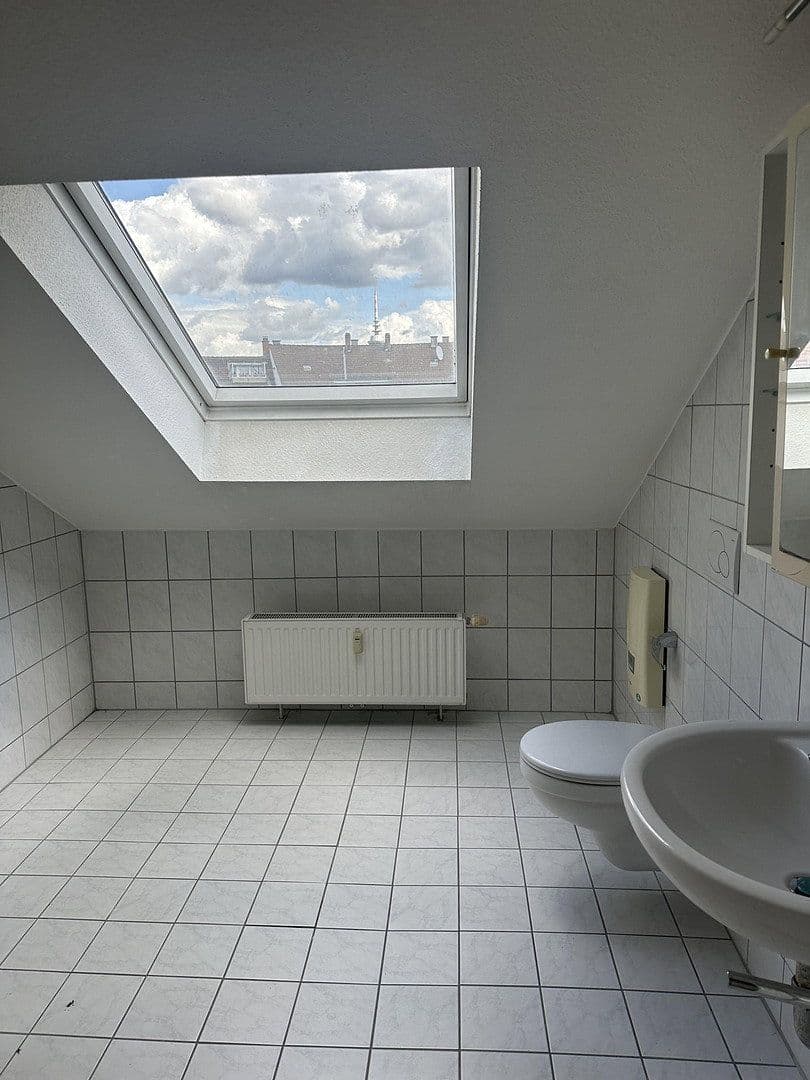 Pronájem bytu 1+1 37 m², Augartenstraße 27, Mannheim, Bádensko-Württembersko Pronájem bytu 1+1 37 m², Augartenstraße 27, Mannheim, Bádensko-Württembersko