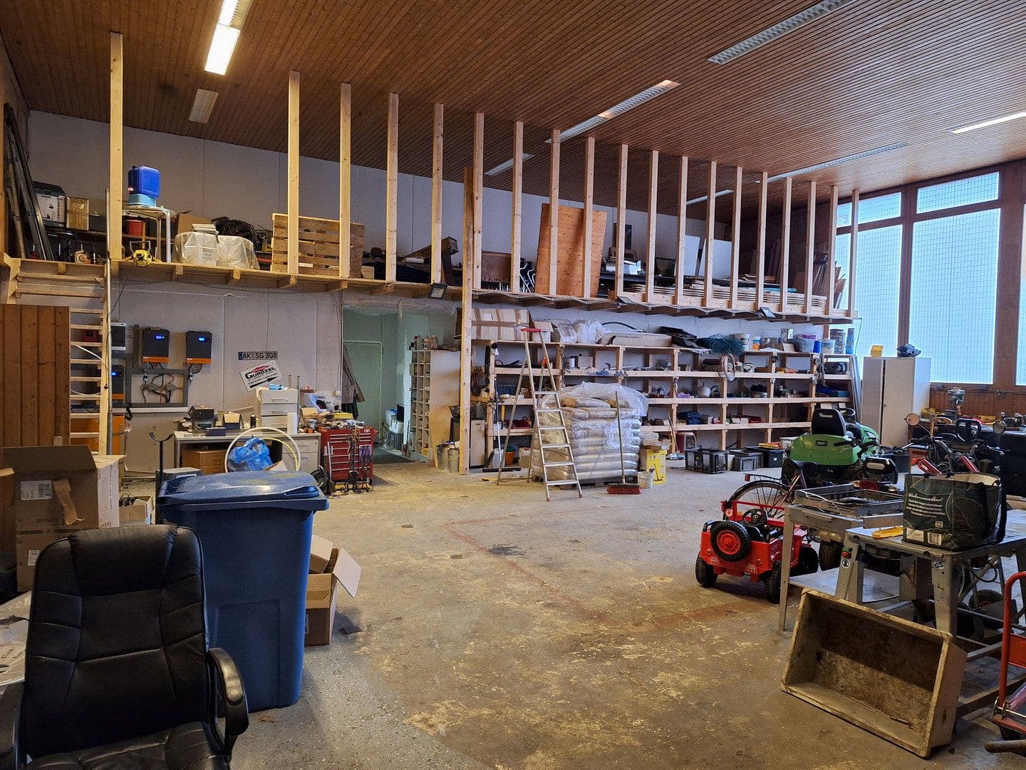 Prodej domu 500 m², pozemek 7.000 m², Altenkirchen (Westerwald), Porýní-Falc Prodej domu 500 m², pozemek 7.000 m², Altenkirchen (Westerwald), Porýní-Falc