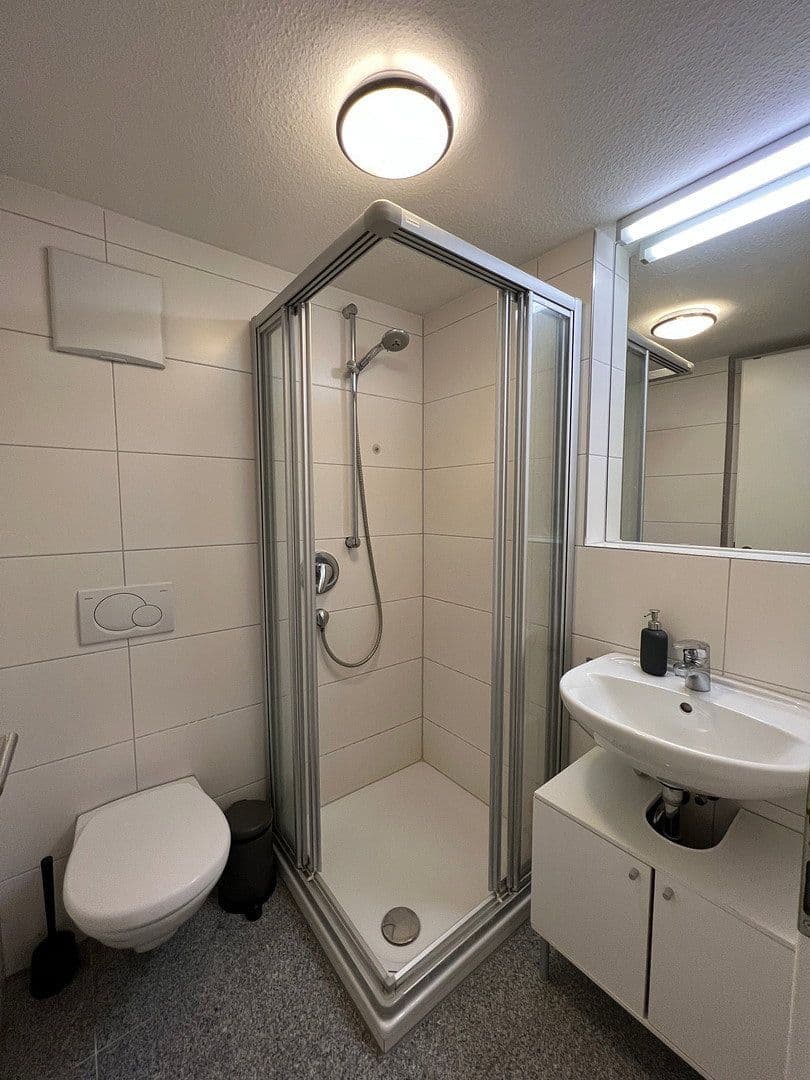 Pronájem bytu 1+kk 46 m², Stuttgart, Bádensko-Württembersko Pronájem bytu 1+kk 46 m², Stuttgart, Bádensko-Württembersko