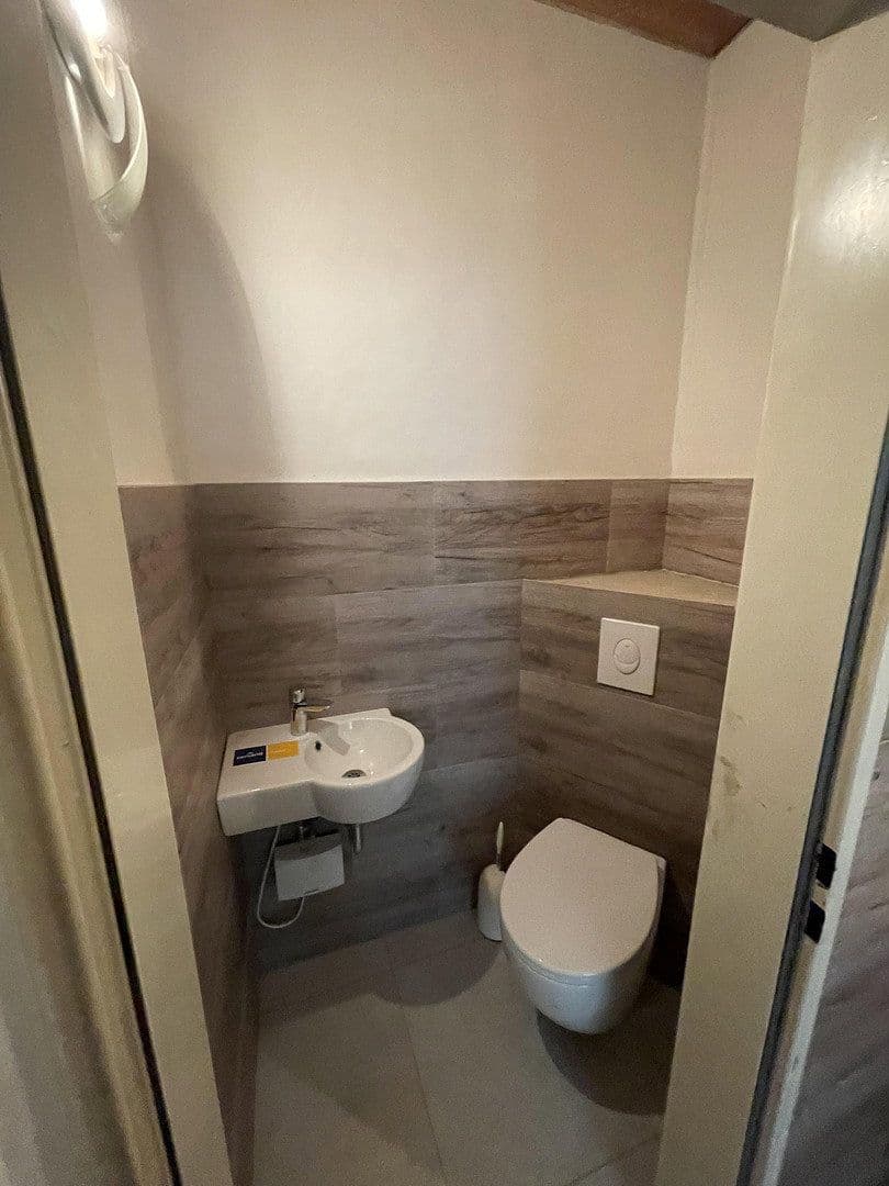 Pronájem nebytového prostoru 130 m², Hauptstrasse 155, Frechen, Severní Porýní-Vestfálsko Pronájem nebytového prostoru 130 m², Hauptstrasse 155, Frechen, Severní Porýní-Vestfálsko