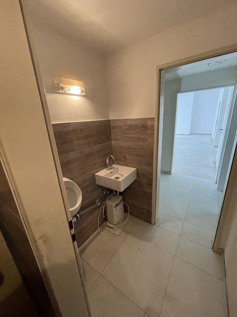 Pronájem nebytového prostoru 130 m², Hauptstrasse 155, Frechen, Severní Porýní-Vestfálsko Pronájem nebytového prostoru 130 m², Hauptstrasse 155, Frechen, Severní Porýní-Vestfálsko