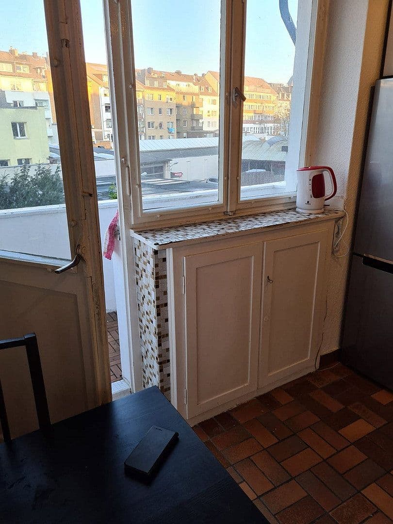 Pronájem bytu 2+1 56 m², Düsseldorf, Severní Porýní-Vestfálsko Pronájem bytu 2+1 56 m², Düsseldorf, Severní Porýní-Vestfálsko