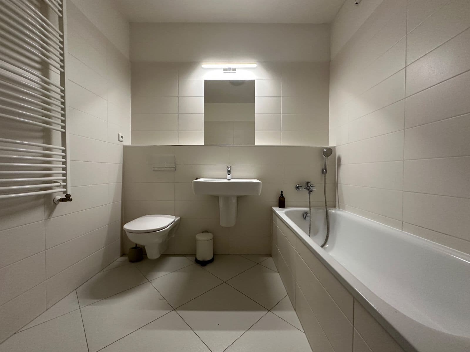 Prodej bytu 2+kk 61 m², Kryšpínova, Praha, Praha Prodej bytu 2+kk 61 m², Kryšpínova, Praha, Praha