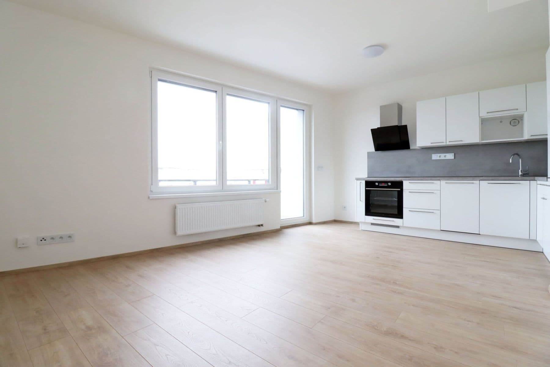 Pronájem bytu 2+kk 53 m², Františka Diviše, Praha, Praha Pronájem bytu 2+kk 53 m², Františka Diviše, Praha, Praha