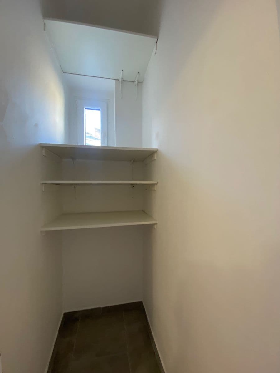 Pronájem bytu 2+kk 46 m², Kafkova, Praha, Praha Pronájem bytu 2+kk 46 m², Kafkova, Praha, Praha