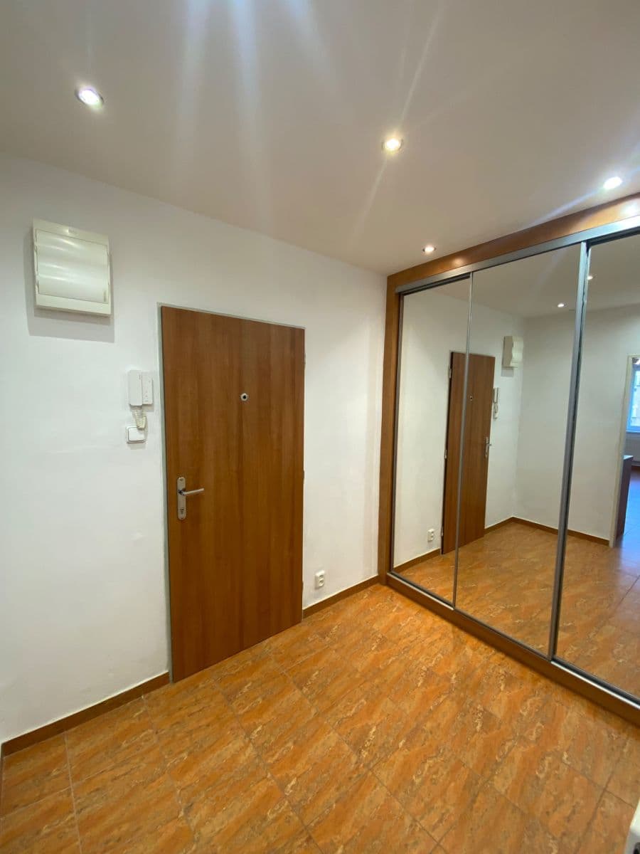 Pronájem bytu 2+kk 46 m², Kafkova, Praha, Praha Pronájem bytu 2+kk 46 m², Kafkova, Praha, Praha